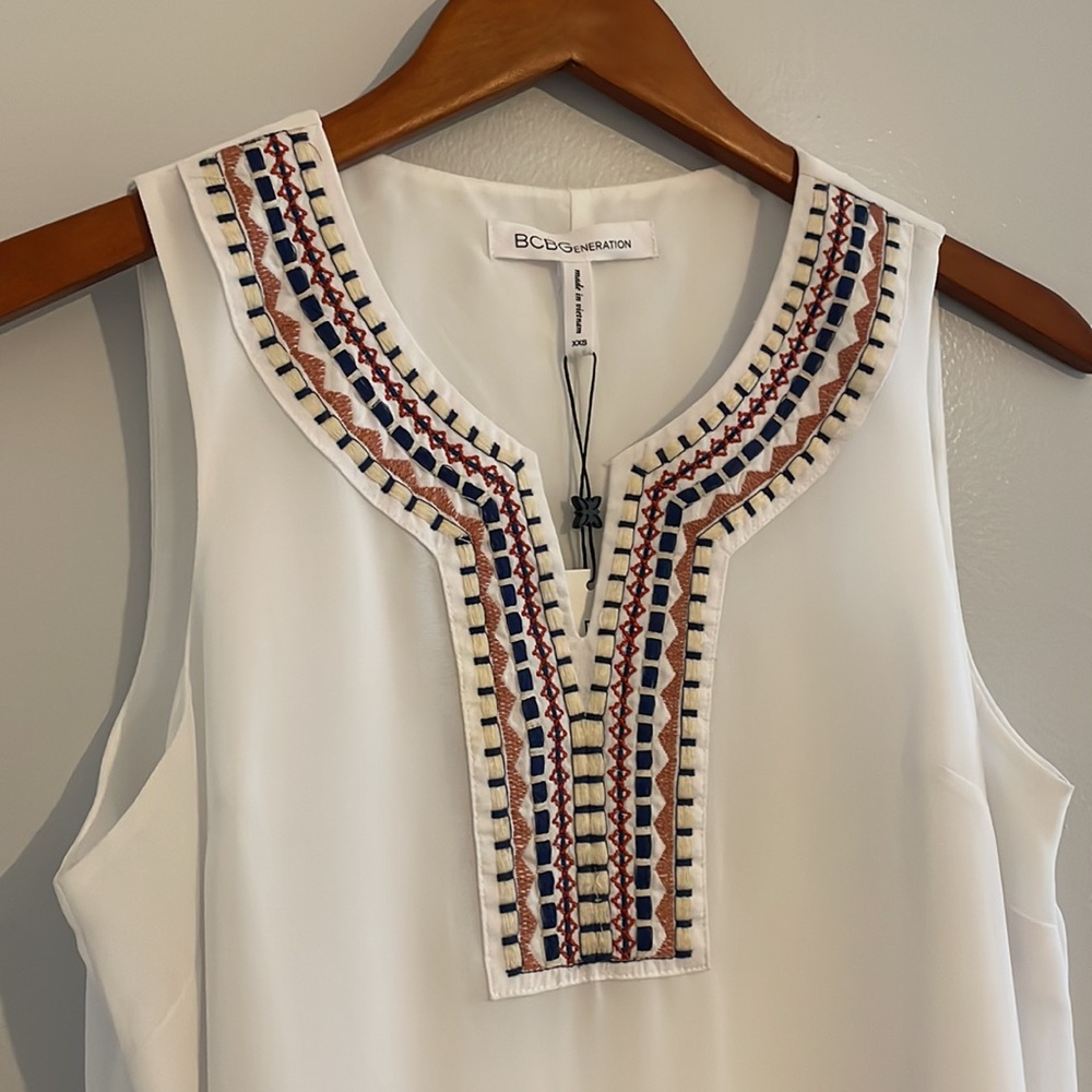 BCBGGeneration Dress - Picture 2 of 4